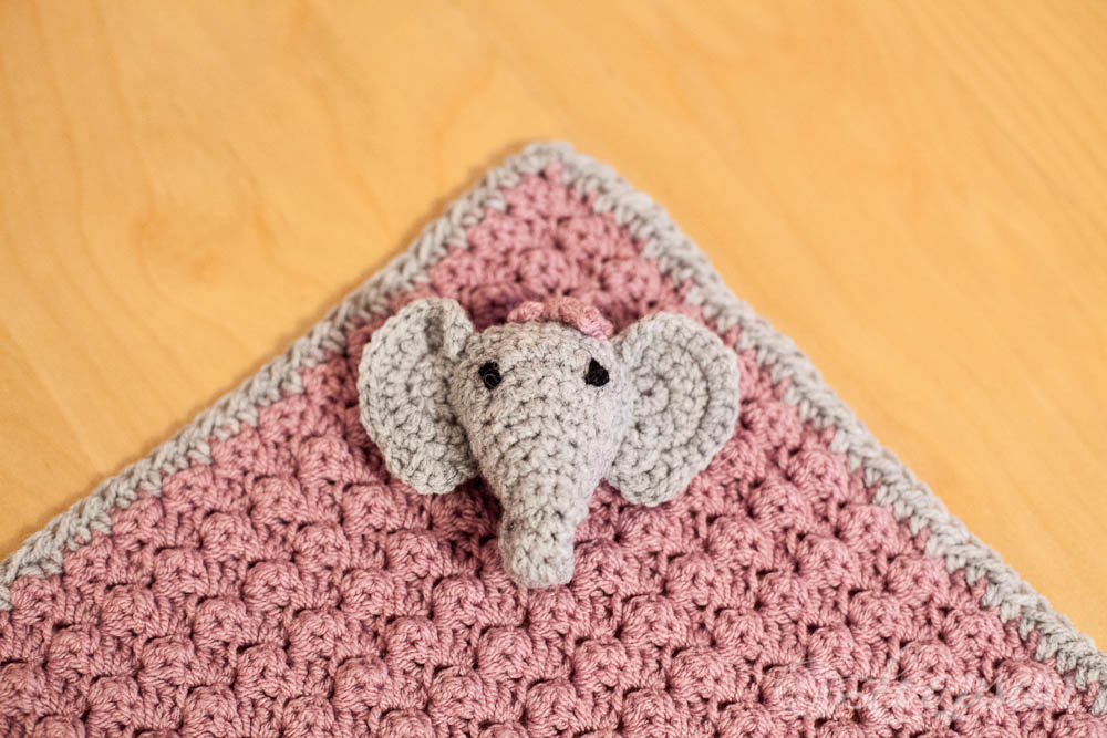Elefant on Blanket close up