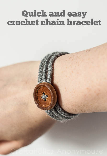 Easy crochet bracelet