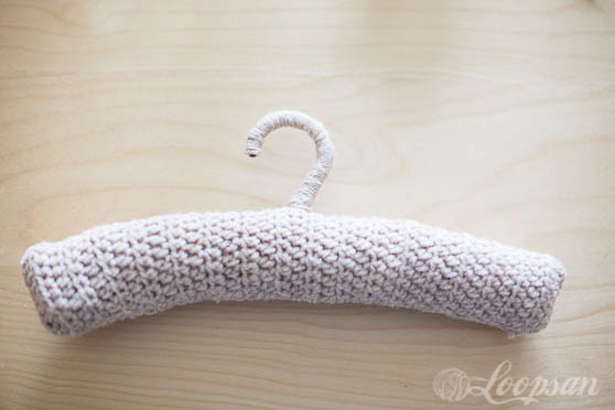 Crochet Baby Clothes Hanger- Free Pattern by Loopsan