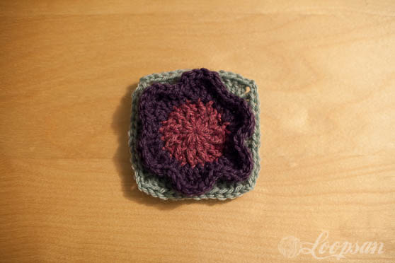 Winter Flower Square free pattern by Loopsan